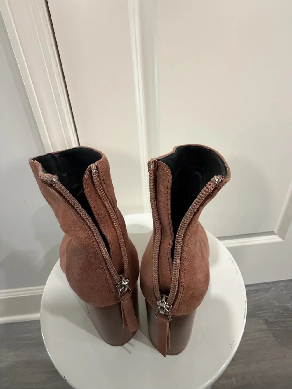 Qupid Women's Suede Ankle Booties in Chestnut Brown